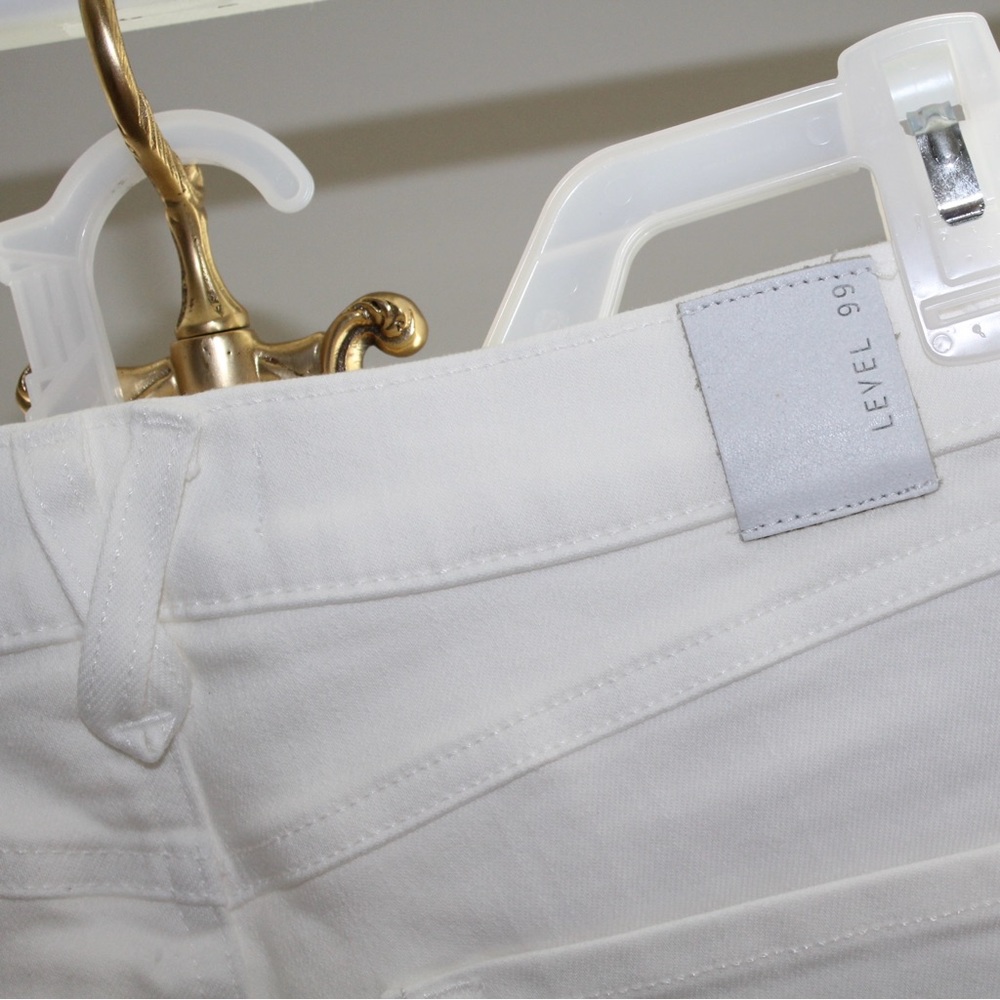 Level 99 Janie High Rise White Skinny Jeans - Picture 16 of 16